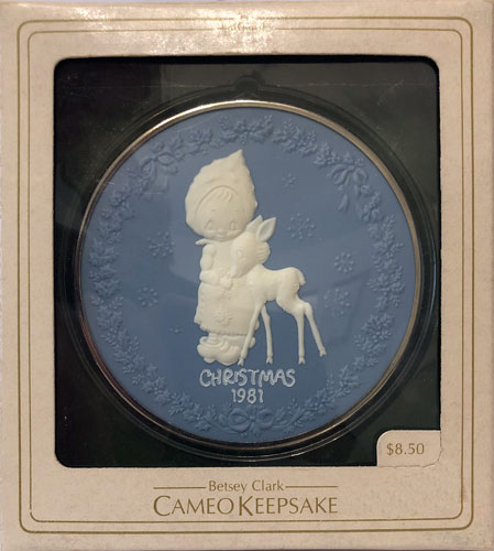 hallmark-1981-betsey-clark-cameo-keepsake