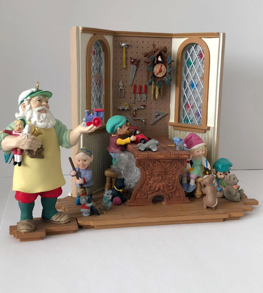 hallmark-1996-santas-toy-shop