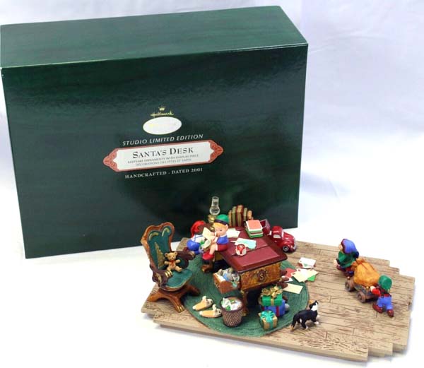hallmark-2001-santas-desk-2